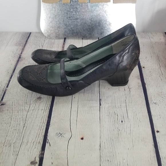 Kenneth Cole Reaction Low Heel Loafer 7.5M - Picture 2 of 8